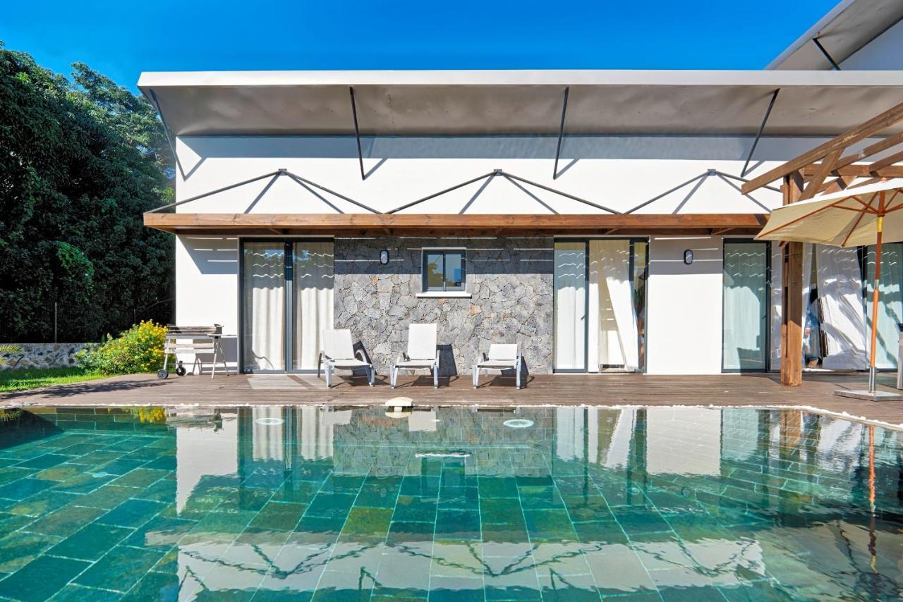 Villa Isis A L Entre-Deux Avec Piscine Pour 7 Personnes Entre Deux Luaran gambar